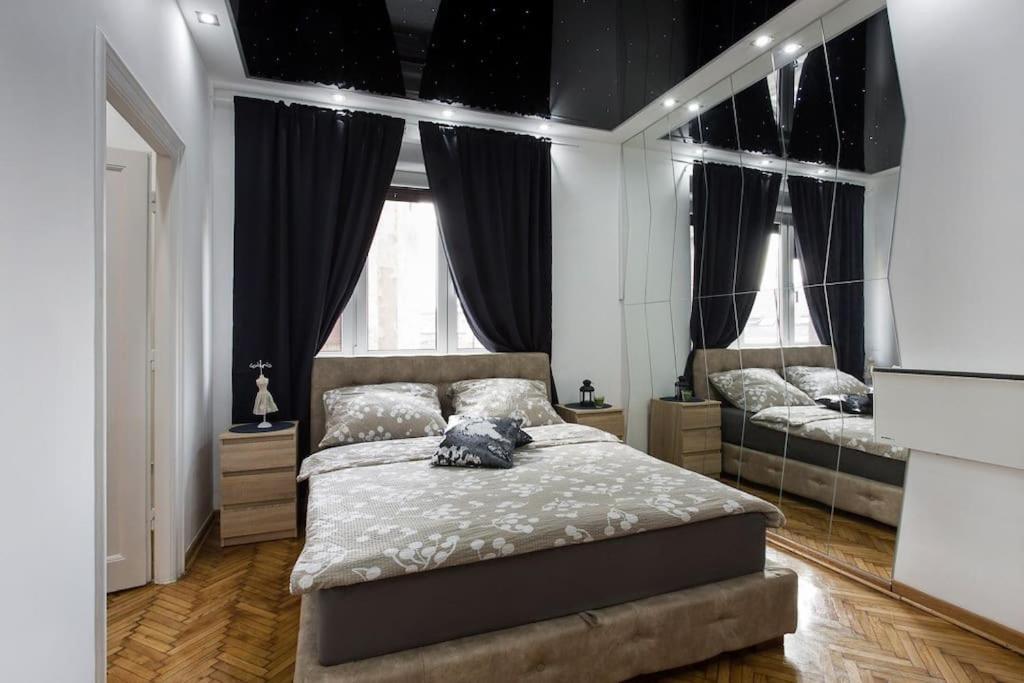 Hedonist-Belgrade Central Nest Belgrado Exterior foto