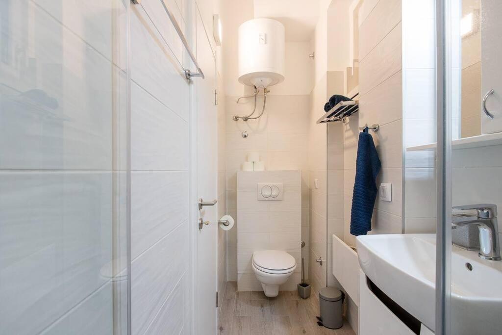 Hedonist-Belgrade Central Nest Belgrado Exterior foto
